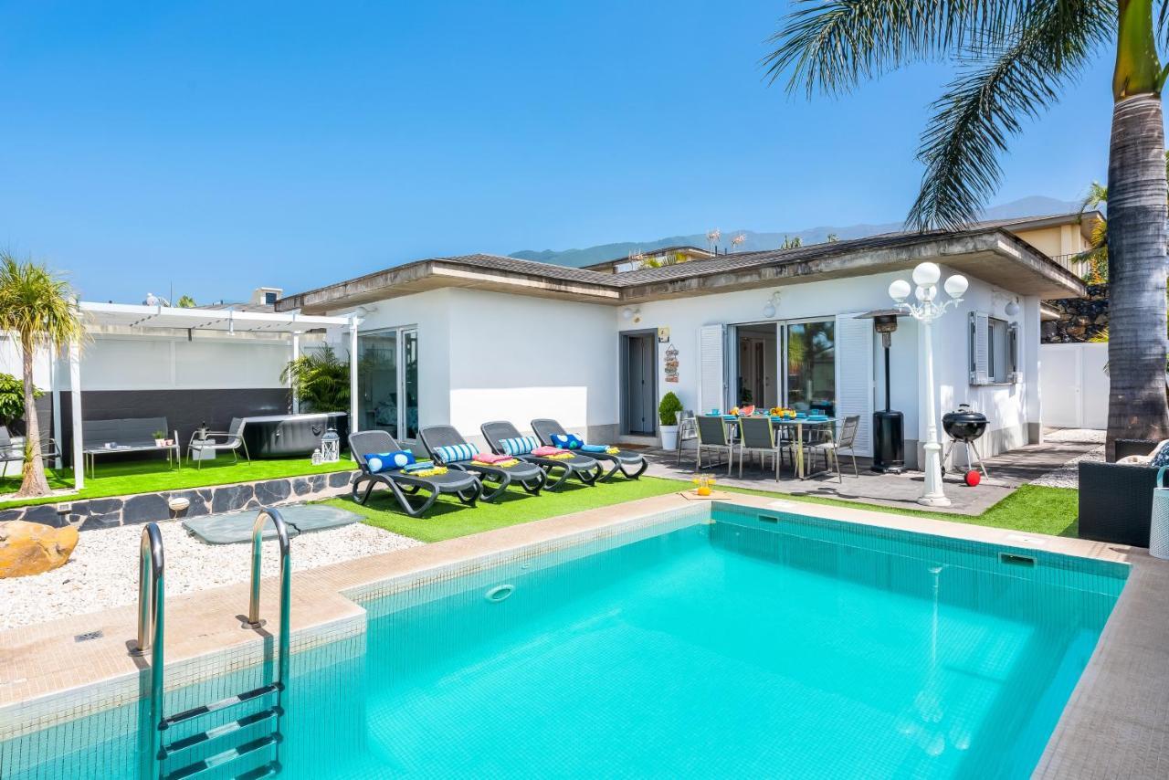 Сasa de vacaciones Sara De Lujo Piscina Privada Climatizada *